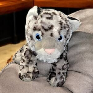 Wild Republic Plush Leopard Cub Snow Stuffed Animal Cuddlekin Nursery Shower 13”